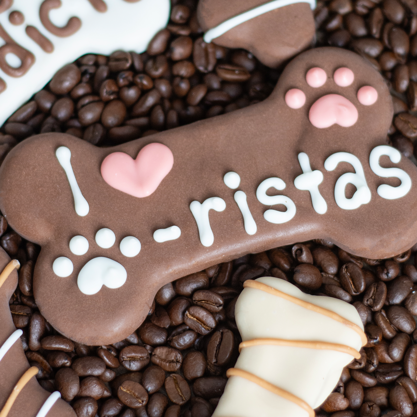 I Love Paw-ristas Bone | Café